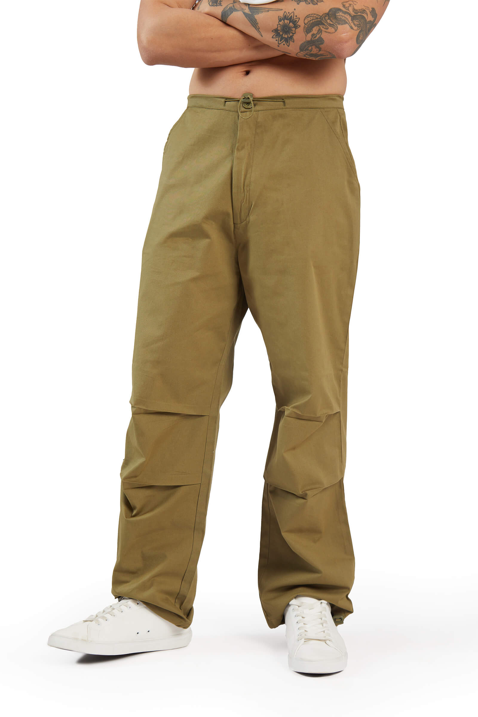 Bonkerscorner_olive-parachute-pants_05-1.jpg