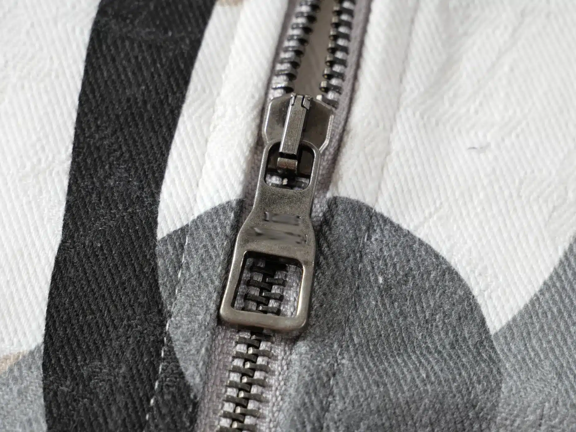 ec5a542c-cfcc-4496-9290-4ffab5de0875