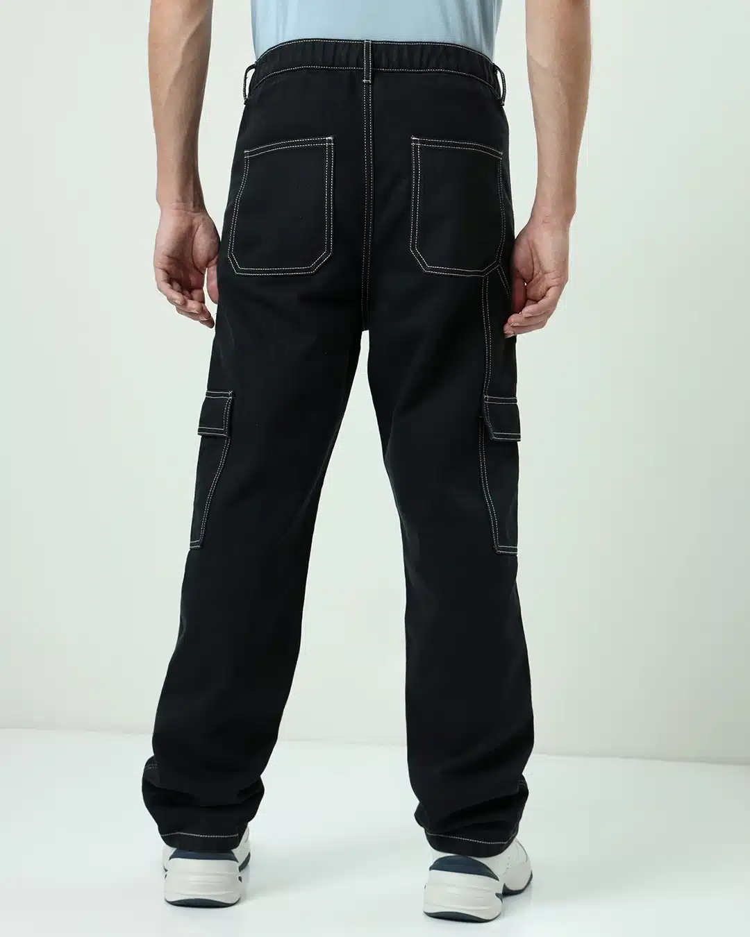 men-s-black-baggy-cargo-jeans-624262-1700137006-3