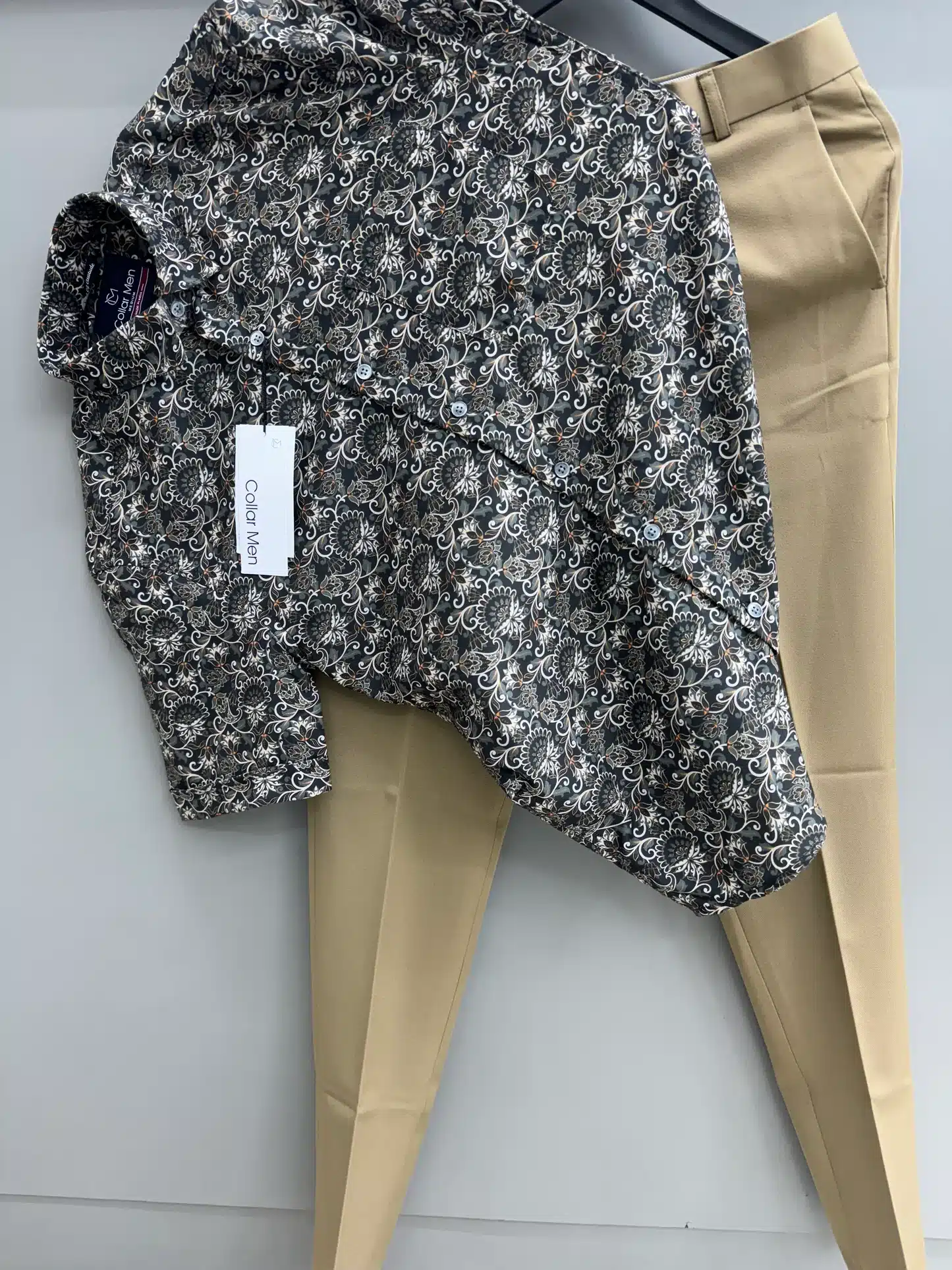 CE8F0DD3-517E-47E2-A7E5-FA27C3875831