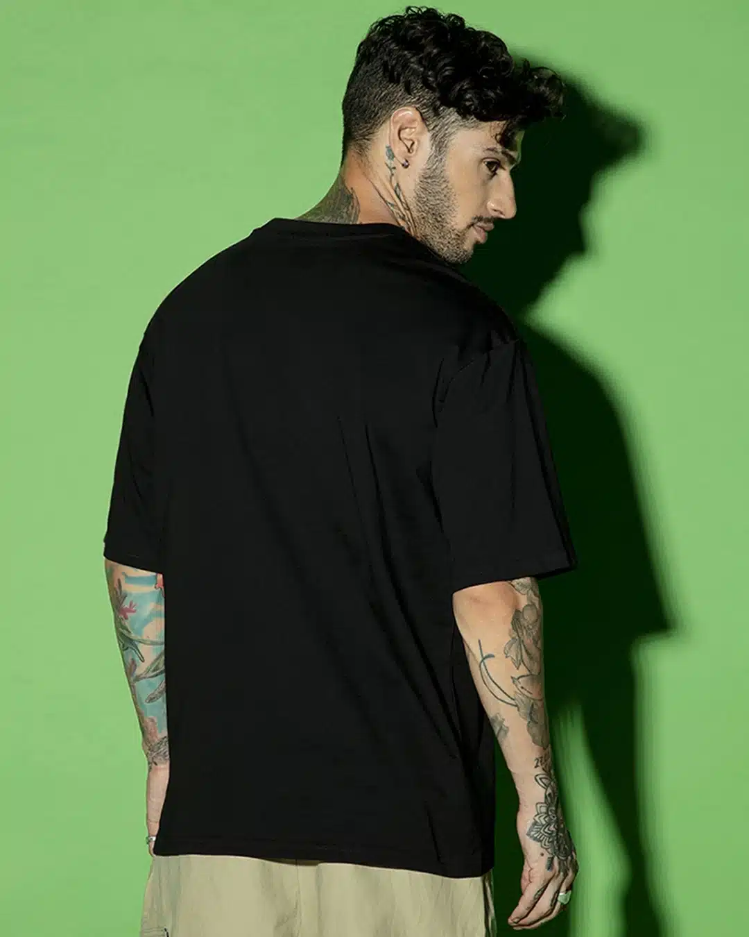 men-s-jet-black-champ-graphic-printed-oversized-t-shirt-666670-1741787005-4