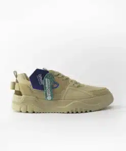 Trendy Low Top Sneakers for Casual and Street Style