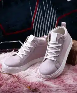 Feel the Comfort – Ultra Comfortable Lace-Up Sneakers for Women