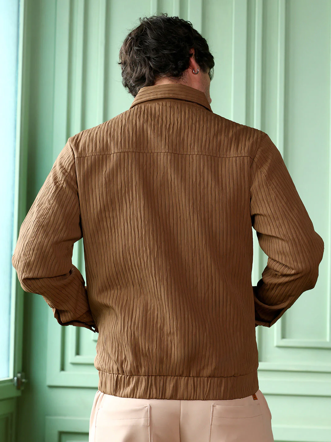 CSMAWJK3220_4_99e6b6a0-e785-4f73-a987-eeafd95fdfa3